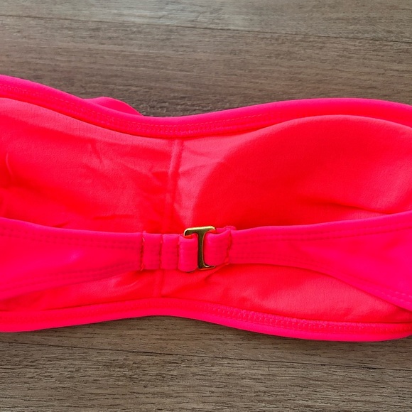 Forever 21 Woman’s Bikini Top- NWT - Picture 3 of 6